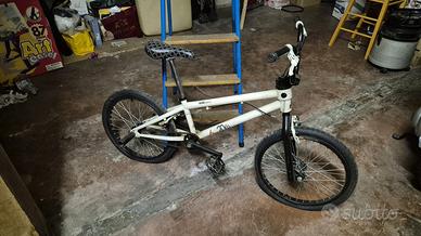 KHE Bike BMX