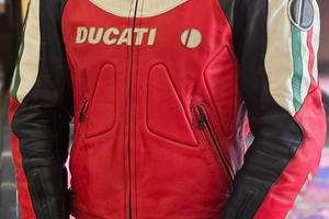 giacca ducati pelle tg52