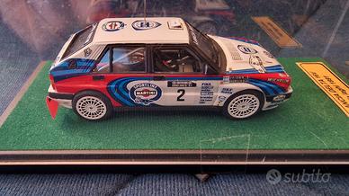 LANCIA DELTA 16V GR A 1/43 metallo bianco. Martini