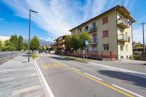 TRILOCALE AD AMBIVERE