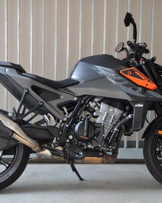 KTM 990 DUKE