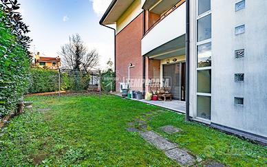 BILOCALE CON GIARDINO E BOX