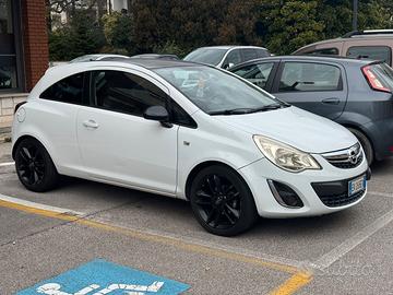 Opel Corsa Disel cc1300