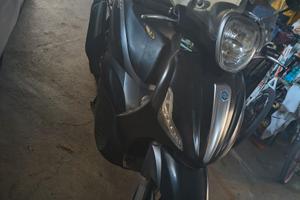 Piaggio Beverly 350