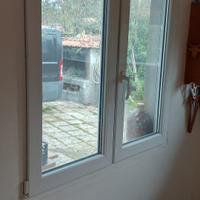 Infisso 120 x 120 in pvc