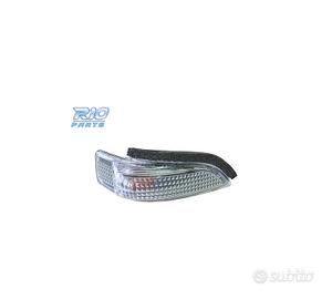 FANALE LATERALE SPECCHIETTO DESTRO TOYOTA YARIS 10