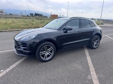 Porsche Macan 2.0 Full tetto sport chrono PERMUTE