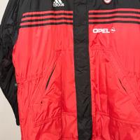 Piumino ufficiale del milan