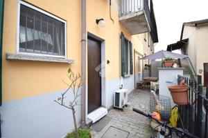 2 LOCALI A BRUGHERIO