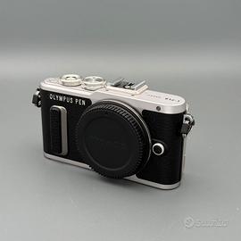 Olympus E-PL8 Soli 2000 Scatti