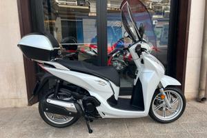 Honda SH 300 i (2018)