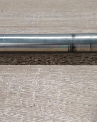 Perno ruota anteriore suzuki gsx r 600 750 k8 k9 k