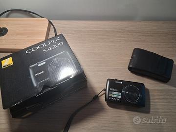 Nikon coolpix s4200