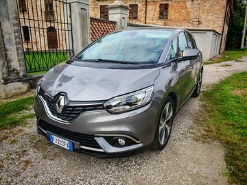 RENAULT Scénic dCi Automatic EDC Energy IntensBose