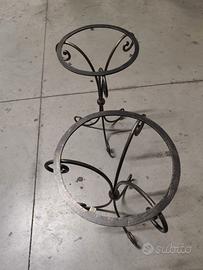 SI PROPONE  N. 2 TONDINI IN FERRO BATTUTO