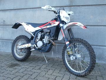 HUSQVARNA TE 310 del 2012 compreso trapasso-taglia