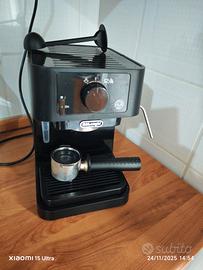 macchina da caffè De Longhi EC235.BK