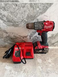 Trapano avvitatore a percussione Milwaukee