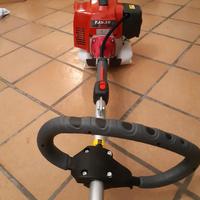 Decespugliatore Kawasaki TJ 53 nuovo. 390 euro