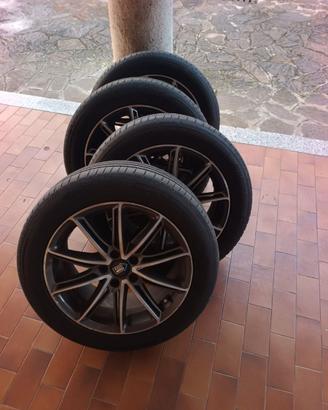 Pneumatici 215/55 r17