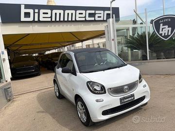 SMART ForTwo 70 1.0 twinamic Safetown White