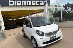 SMART ForTwo 70 1.0 twinamic Safetown White