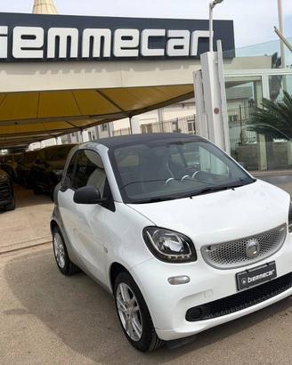 SMART ForTwo 70 1.0 twinamic Safetown White