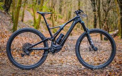 Specialized turbo levo SL Carbon 2022 - light