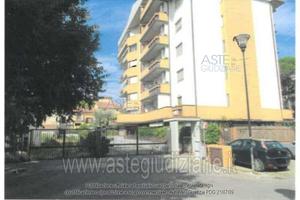 Box/Posto auto Prato [A4353462]