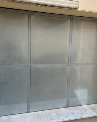 Cancello scorrevole zincato.