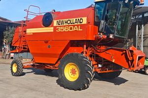 Mietitrebbia New Holland 3560 AL