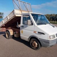Iveco Daily 35.10 T.DIESEL Ribaltabile Trilaterale