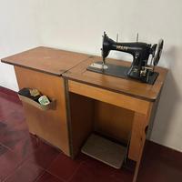 Macchina da cucire vintage