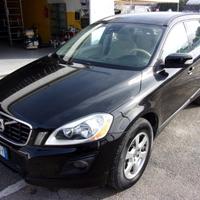 VOLVO XC60 2.4 D 163 CV AWD Momentum