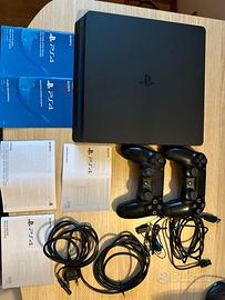 PS4 Slim 1TB + 2 controller +cavi tutto originale