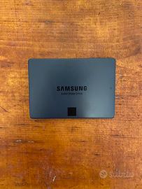 Ssd samsung 870 QVO 1TB SATA III + supporto e cavi