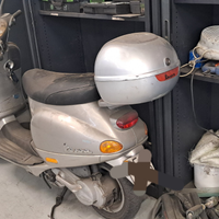 Vespa piaggio 125 ET4