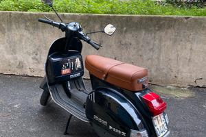 Vespa  Piaggio 125 PX  anno 1981