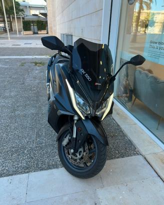 Kymco Ak550