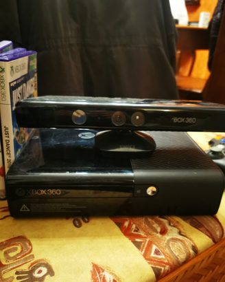 Xbox 360+kinect+3 giochi