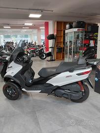 Piaggio MP3 350