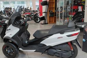 Piaggio MP3 350