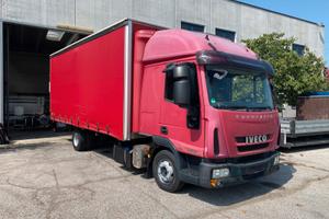 Iveco Eurocargo 80E22P centinato cabina letto