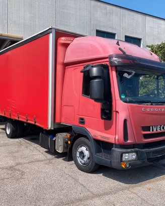 Iveco Eurocargo 80E22P centinato cabina letto
