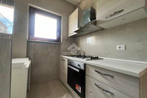 3 LOCALI A BANCHETTE