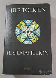 Libro "Il Silmarillion"