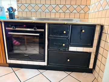 Stufa legna + forno e piano cottura