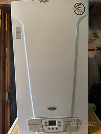 Caldaia Baxi anno 2013 usata una stagione