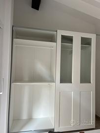 Armadio bianco nuovo