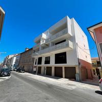 Guarda qui che meraviglia, passa in agenzia